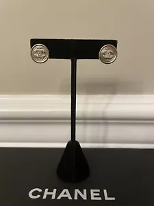 Chanel A21 Gold CC Crystal Stud Round Earrings. New NO BOX, Ships FREE - Picture 1 of 10