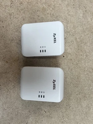 ZyXEL PLA-401 Powerline Adapter | Ethernet over Power | High-Speed Network Conne - Image 1 of 4