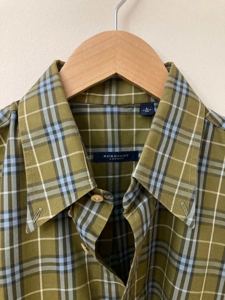 Camisa con botones verde/azul/blanco grande 16,5/42 Burberry en muy buen estado Foto 1 de 4