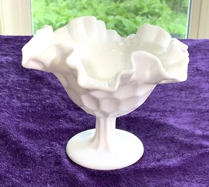 Olde Virginia (by Fenton) 5 1/4"T White MG "Thumbprint" 'Nut Dish', Late 50's - Picture 1 of 5