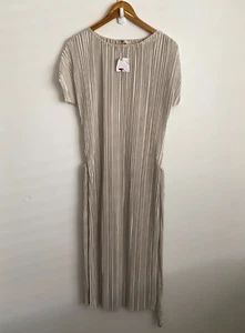 Temt Dress Womens Medium Champange Gold Pleated Cap Sleeve Tie Waist Sheer NWT - Picture 1 of 14