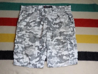 Pantalones Cortos De Colección Y2k 2000s Southpole Blanco Gris Camuflaje Sueltos Carga 44W Pierna Ancha Para Hombres Foto 1 de 4