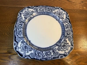 x2 Antique Hollinshead & Kirkham Cake Plates Davenport Pattern Blue White 22cm - Picture 1 of 24