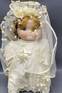 Dolly Dingle Puppe Braut Weiß Kleid Bette Ball Musical Limited Edition Box - Bild 1 von 8