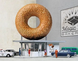 Walthers Cornerstone N Scale Building/Structure Kit Hole-In-One Donut Shop - Picture 1 of 1
