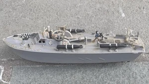 1953 Revell Authentic Kit PT 212 Torpedo Boat Model Kit H304:89 Used 9" - Picture 1 of 11