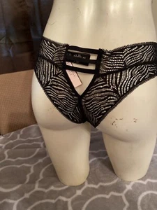 Small Victoria Secret Very Sexy Lace Cutout Tanga New Black - Picture 1 of 3