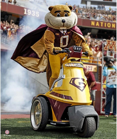 Minnesota Golden Gophers Unsigned Goldy Gopher Pre-Game Photograph Cover