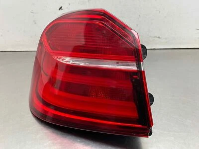BMW X4 2017 luz trasera lámpara conductor lado izquierdo cuarto conjunto OEM 7331281 Foto 1 de 4