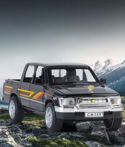 1:32 Toyota Hilux Off Road Pickup Truck Alloy Metal Diecast Model Sound & Light - Picture 1 of 12