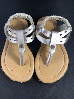 Sandalias/chanclas plateadas para bebés niñas talla 2 niños pequeños playa verano Foto 1 de 4