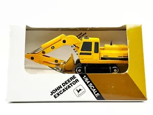 1/64 John Deere 690C Excavator - Picture 1 of 1