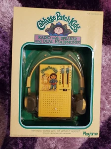 NEW MIB VINTAGE 80'S CABBAGE PATH KIDS RADIO W SPEAKER & DUAL HEADPHONES WALKMAN - Picture 1 of 1