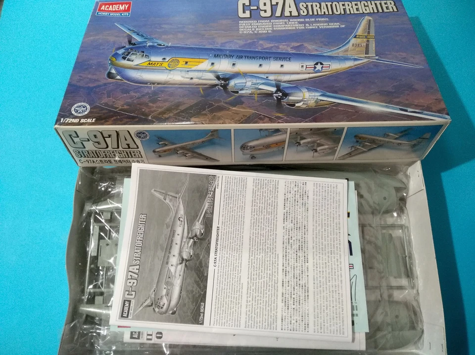 Boeing C-97A Stratofreighter 1:72 Academy 1604 come nuovo completo sigillato - Immagine 1 di 4