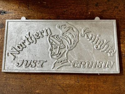 罕见老式汽车俱乐部北方骑士牌匾车牌刚刚巡航 MN — 第 1/4 张图片