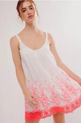 ¡NUEVO! Intimately By Free People Día Brillo Sin Forma Slip X-Pequeño $128 Foto 1 de 4