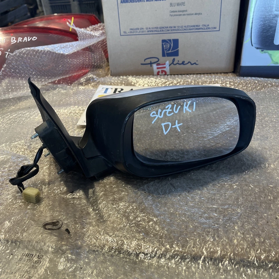 SPECCHIO SPECCHIETTO RETROVISORE ELETTRICO DX PER SUZUKI GRAND VITARA DAL 2005 - Immagine 1 di 4