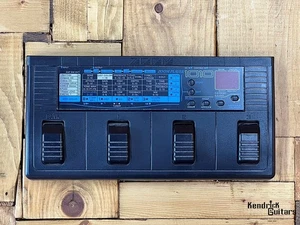 ZOOM 1010 Avanzado Guitarra Procesador de Efectos Múltiples Efectos Pedal Usado - Picture 1 of 3