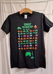 Space Invaders Retro Black Small Gildan T-Shirt - Picture 1 of 5
