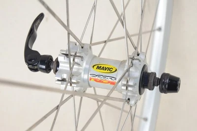 Bicicleta de montaña Mavic Crossride rueda delantera 26” llanta QR de 9 mm o freno de disco de colección Foto 1 de 4