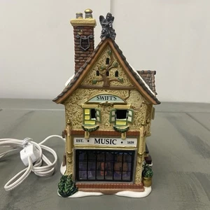 DEPT 56 "SWIFT'S SAITENINSTRUMENTE" 58753 DICKENS VILLAGE WEIHNACHTEN - OHNE BOX - Bild 1 von 9