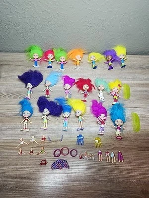 Lote de 12 muñecas Trollz It's a Hair Thing topacio rubí Hasbro 2004 y 7 McDonald's Toys Foto 1 de 4