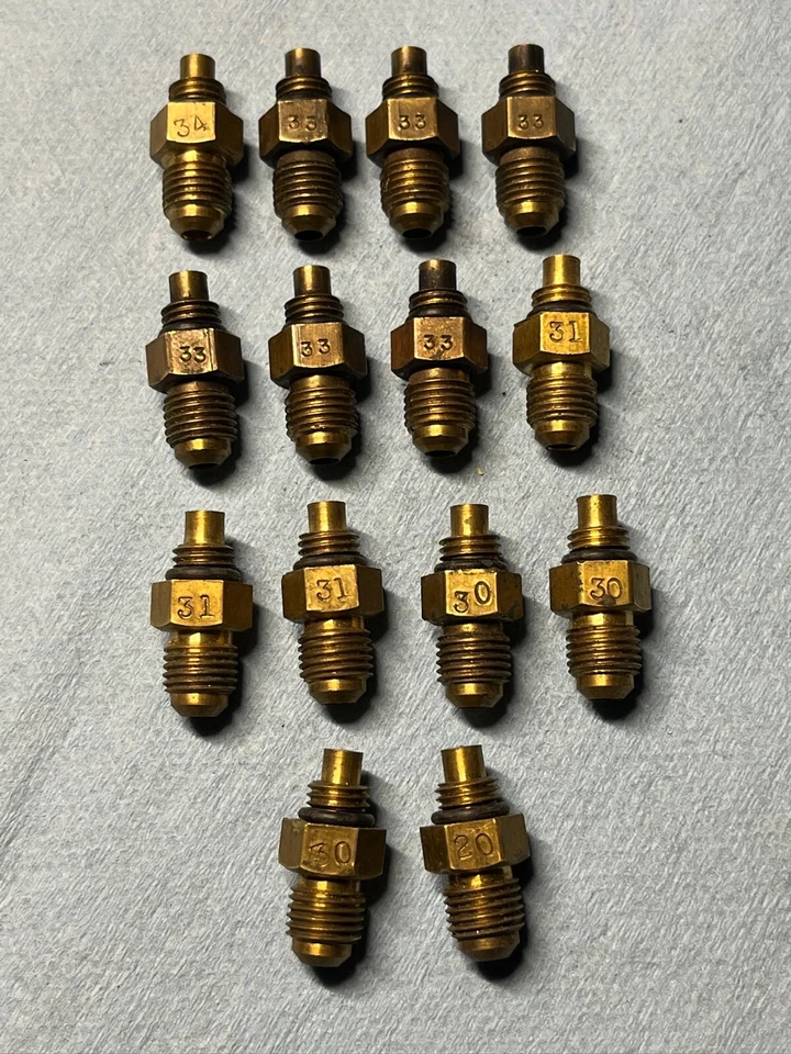 Boquillas Enderle, #20, 30, 31, 33, 34, 14 en total, inyección de combustible, 6-71, 8-71 Foto 1 de 1