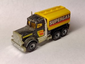 Vintage 1981 Matchbox 1:80 Black Peterbilt SuperGas Tanker Truck #56 80s