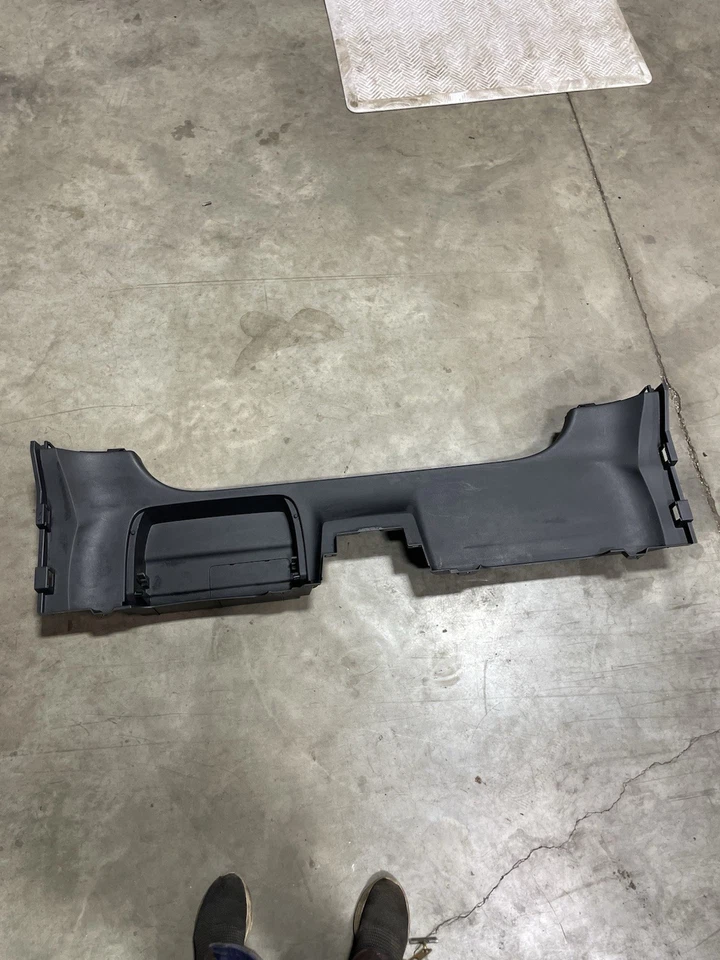 Painel de fechamento traseiro 2009-2020 Nissan 370Z Coupe Assy 79910-1Ea0a - Imagem 1 de 4