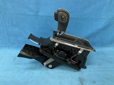 2013-2014 Ford Mustang GT Automatic Transmission Gear Shifter Assembly OEM - Image 1 of 4