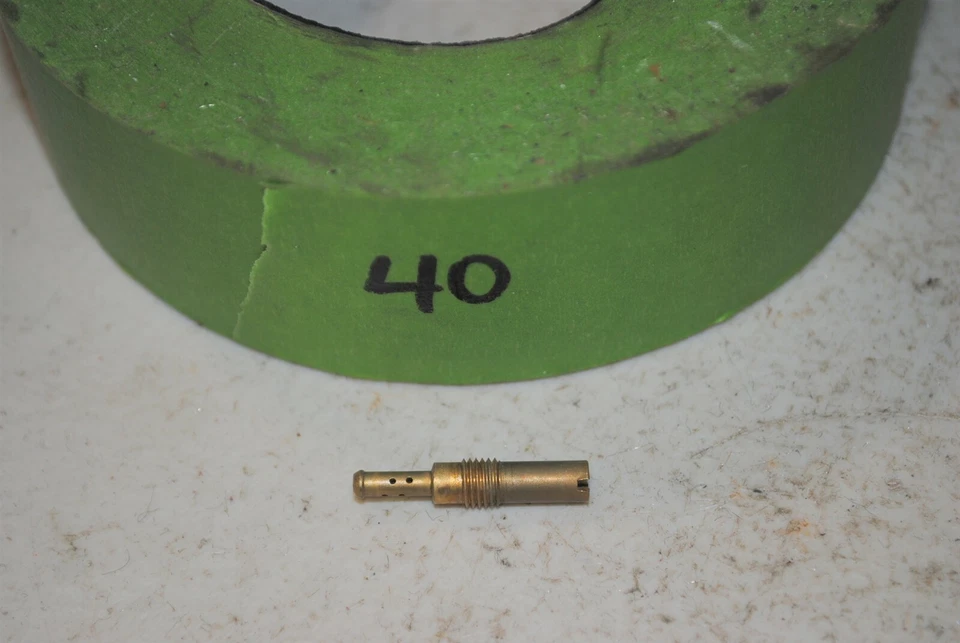 Kawasaki KX 250 KX 125 KX 500 KX 250F Carb Slow Pilot 40 Jet 92064-1140 89-07 - Image 1 of 1