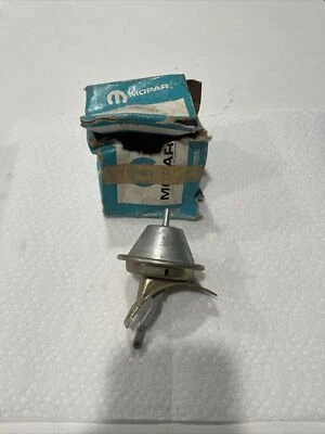 NOS Mopar 2808794 Distributor Vacuum 1964-67 6 Cyl Chrysler Dodge Plymouth OEM - Image 1 of 4