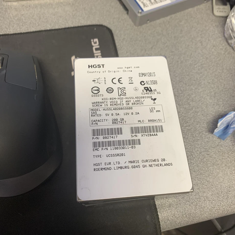 HGST HUSSL4020BSS600, SAS 6Gbps 2.5-inch Internal SSD, PN 0B27417 - Image 1 of 1