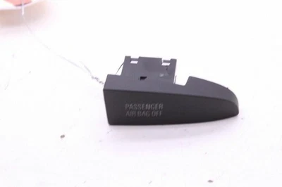 2008-2015 Audi R8 Passenger SRS Bag Warning Light OEM Used - Image 1 of 4