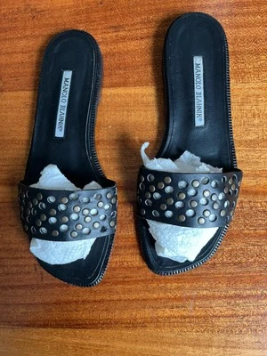 Sandálias Manolo Blahnick pretas 37 EUA 6,5-7 - Imagem 1 de 4