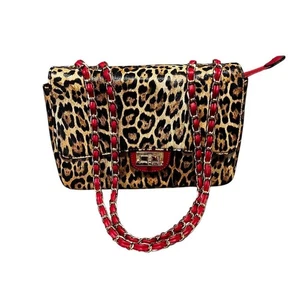Boutique Schultertasche Leopardenmuster mit rotgoldenem Kettenriemen groß  - Bild 1 von 6