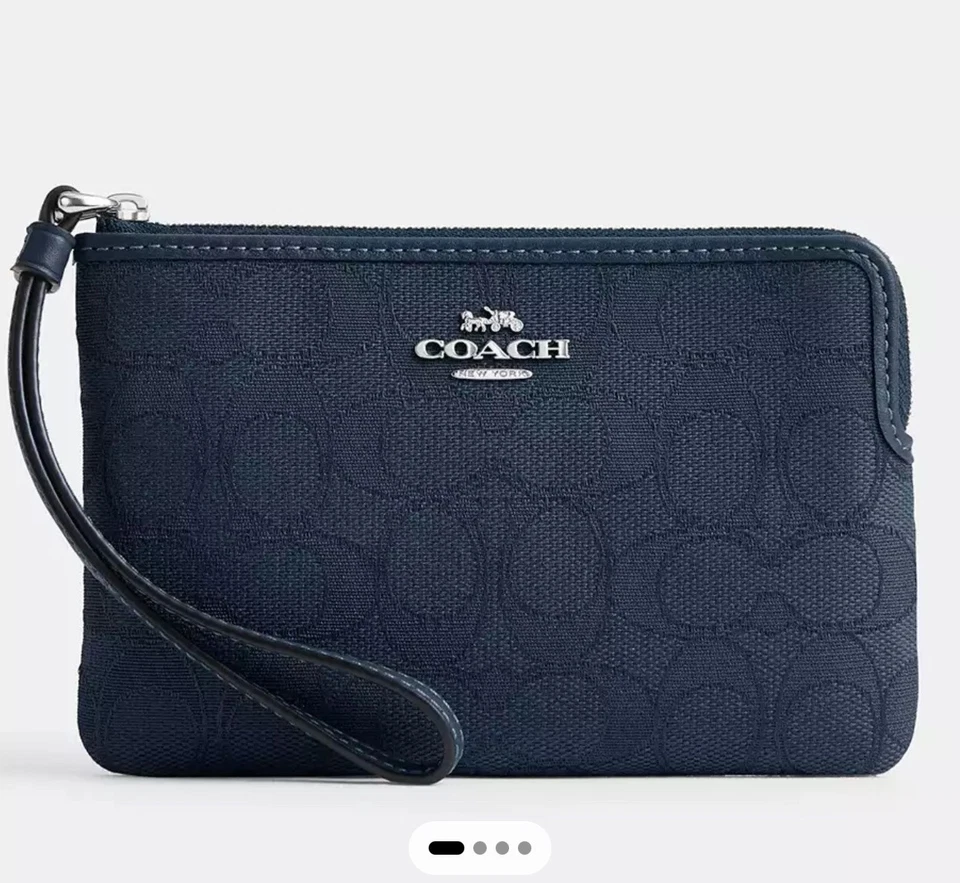 Coach Women’s Corner Zip Wristlet In Signature Chambay Dark Denim