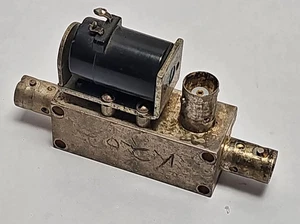 Amphenol 300-11399 / 410-0252-00 Relay , 26.5 VDC - Picture 1 of 7