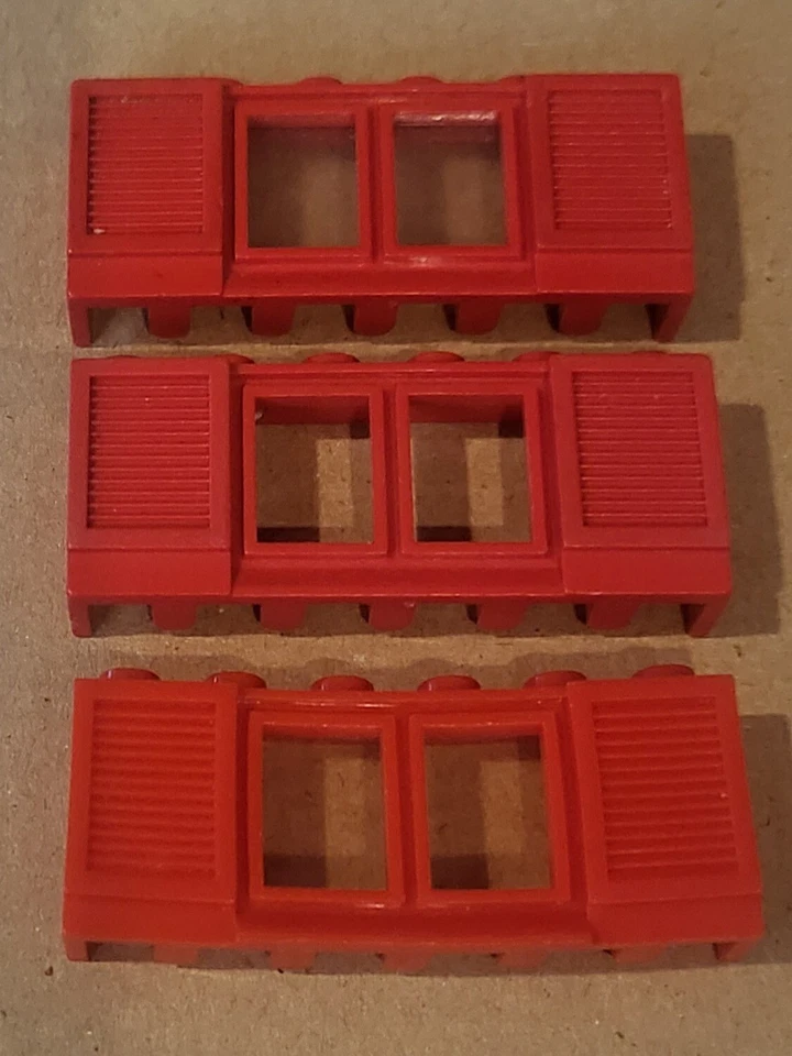 LEGO 3 x Fenster Fensterbank kurz rot Red Window 1x6x2 with Shutters 646 - Bild 1 von 1