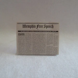 NEU 2021 Barbie inspirierende Frauen Ida B Wells Puppe Mini Zeitung für Diorama - Bild 1 von 7