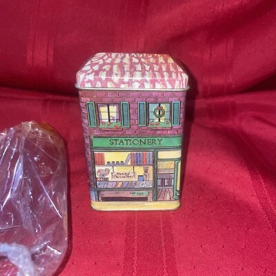 Vintage Christmas Holiday Tin Candle - not burnt- lid is discolored one end. - Image 1 of 4