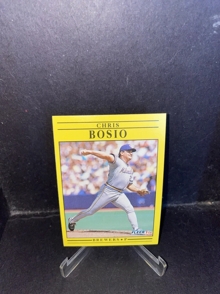 1991 Fleer Milwaukee Brewers Baseball Card #576 Chris Bosio - Image 1 of 2