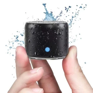 Reisekoffer verpackt, A106 Pro Tragbarer Bluetooth Lautsprecher mit Custom Bass Radi... - Bild 1 von 6