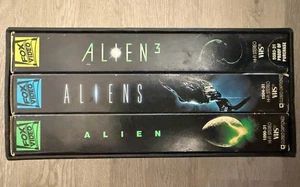 Alien Trilogy VHS Box Set w Alien, Aliens & Alien 3 - 1993 Fox Sigourney Weaver - Picture 1 of 3