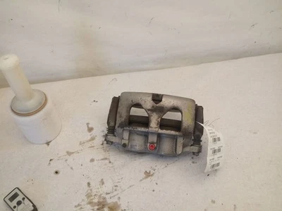 Pinza derecha pasajero delantero 68412552AC compatible con 19-22 Ram 1500 2741030 Foto 1 de 4