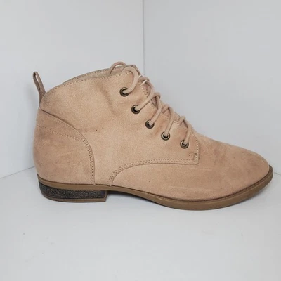 Diba London Sarah Boots Womens 8 M Chukka Ankle Booties Lace Up Baby Pink  - Image 1 of 4