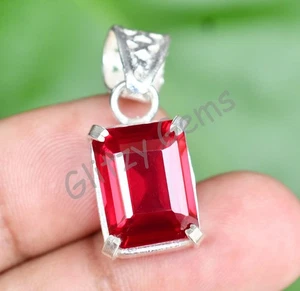 Ciondolo Argento Sterling 925 Rettangolo Rubino Rosso Sangue Naturale 25,35 Ct Certificato - Foto 1 di 9