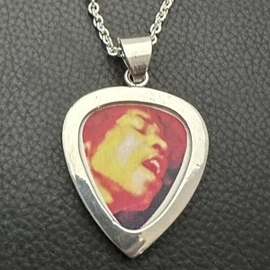 MJG PLATA DE LEY. SOPORTE/COLGANTE + CADENA PARA PÚAS DE GUITARRA. JIMI. 12 GRAMOS. - Imagen 1 de 6