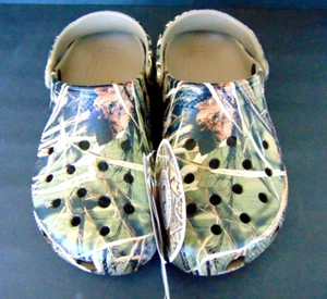 Crocs Men's Classic Realtree MAX 4 Clog Authentic Shoe Style 12132 NWT - Picture 1 of 6
