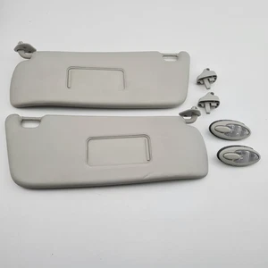 Ford Territory SZ Sun Visor Pair With Clips and Lights 04/11-12/16 - Foto 1 di 13